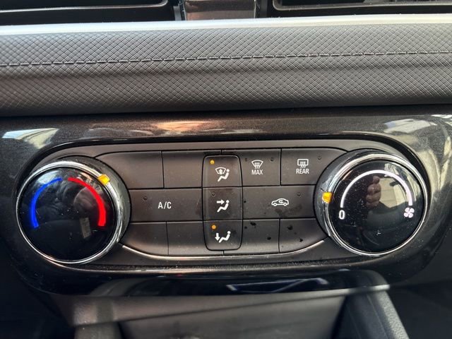 Used 2025 Chevrolet TrailBlazer LT image 11