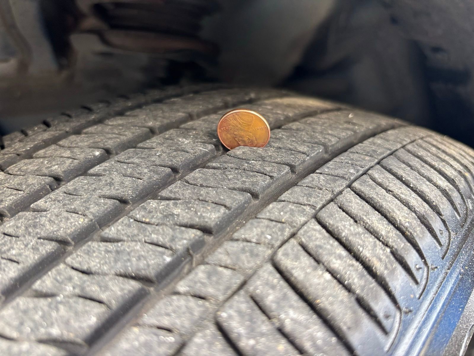 Used 2024 Nissan Kicks SV image 9