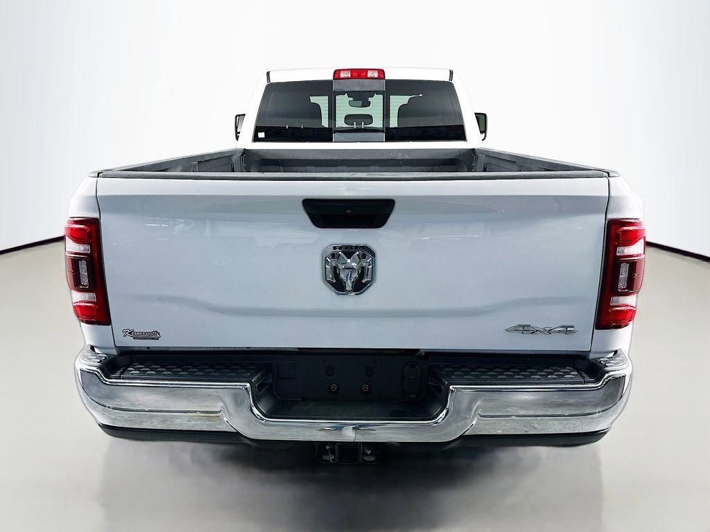 Used 2024 RAM 3500 Tradesman w/ Chrome Appearance Group AWD/4WD image 6