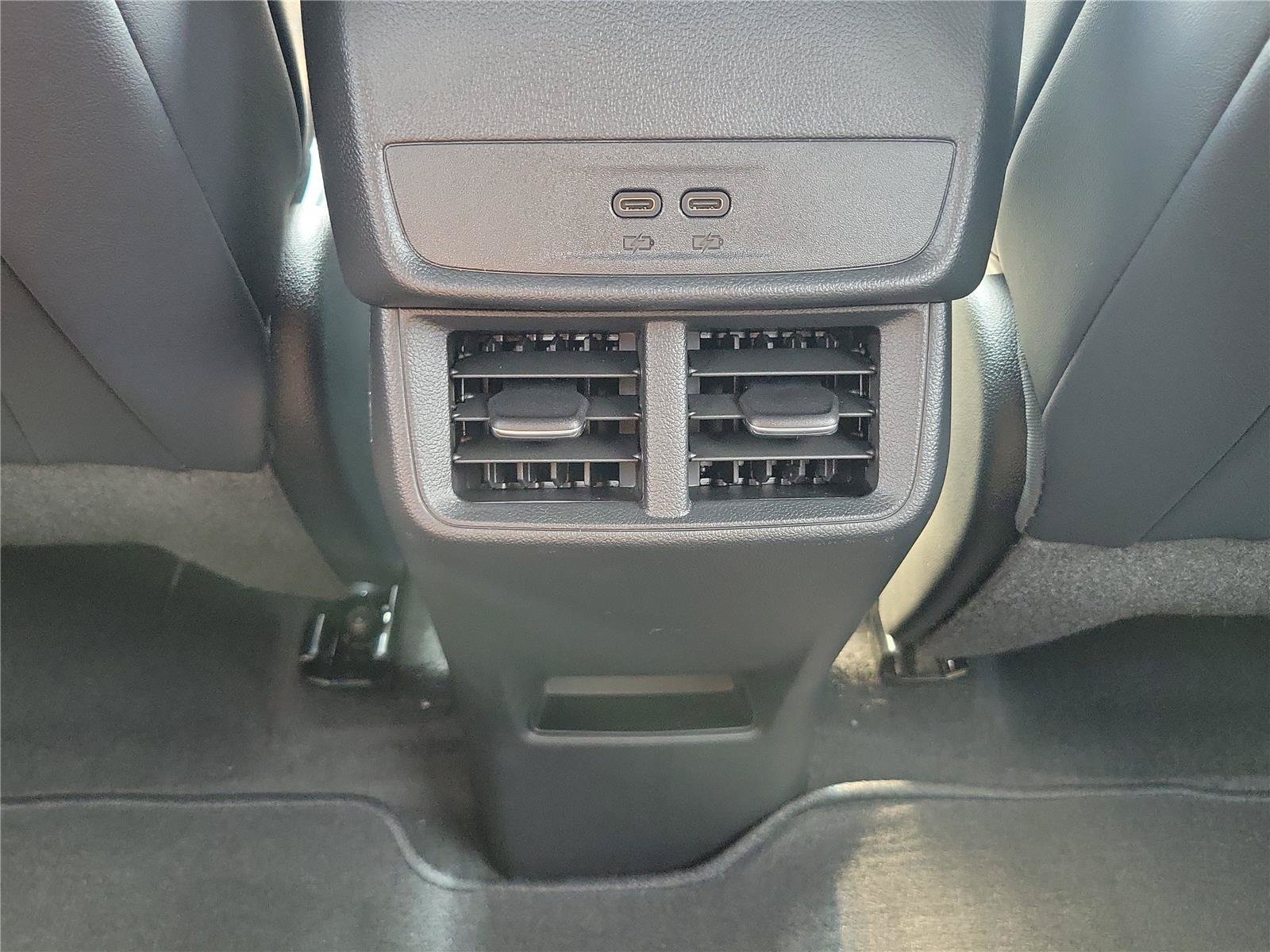 New 2027 GMC Terrain Elevation w/ Elevation Premium Package FWD image 11