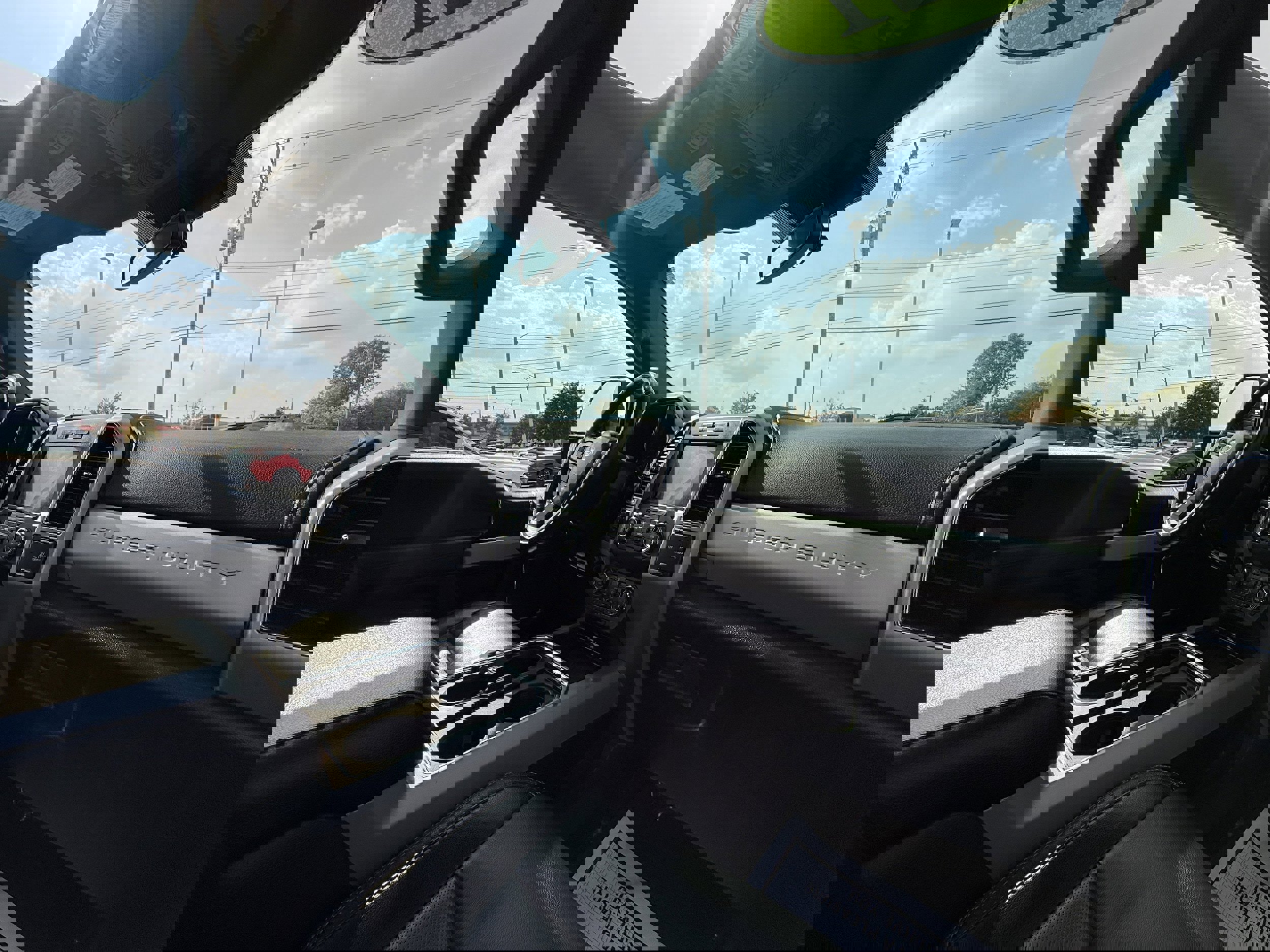 Used 2021 Ford F250 Lariat image 27