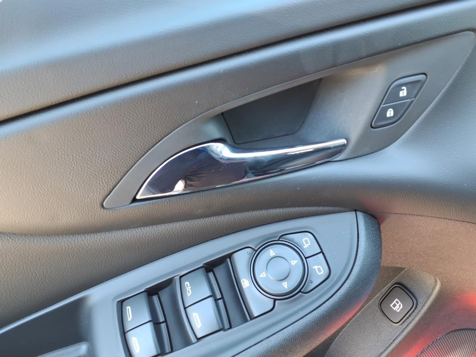 Used 2018 Chevrolet Volt Premier w/ LPO, Blackout Package image 13