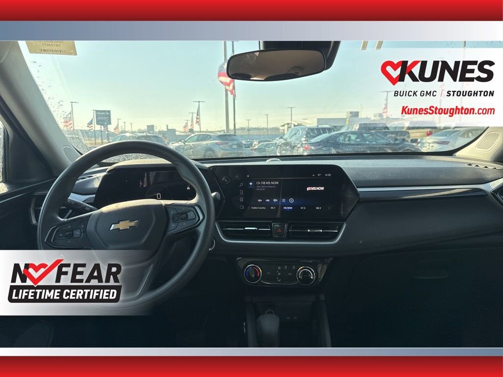 Used 2025 Chevrolet TrailBlazer LT image 36