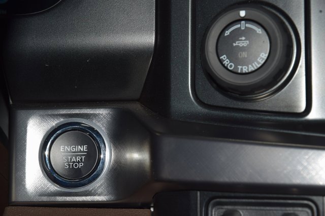 Used 2023 Ford F250 King Ranch image 32