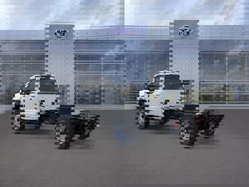 New 2026 Ford F550 4x4 Regular Cab Super Duty w/ XL Chrome Package image 33