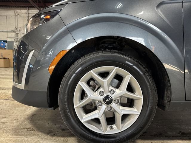 Used 2024 Kia Soul LX w/ Option Group 015 image 32