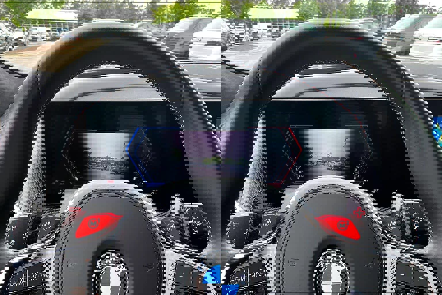 Used 2024 BMW XM AWD/4WD image 28