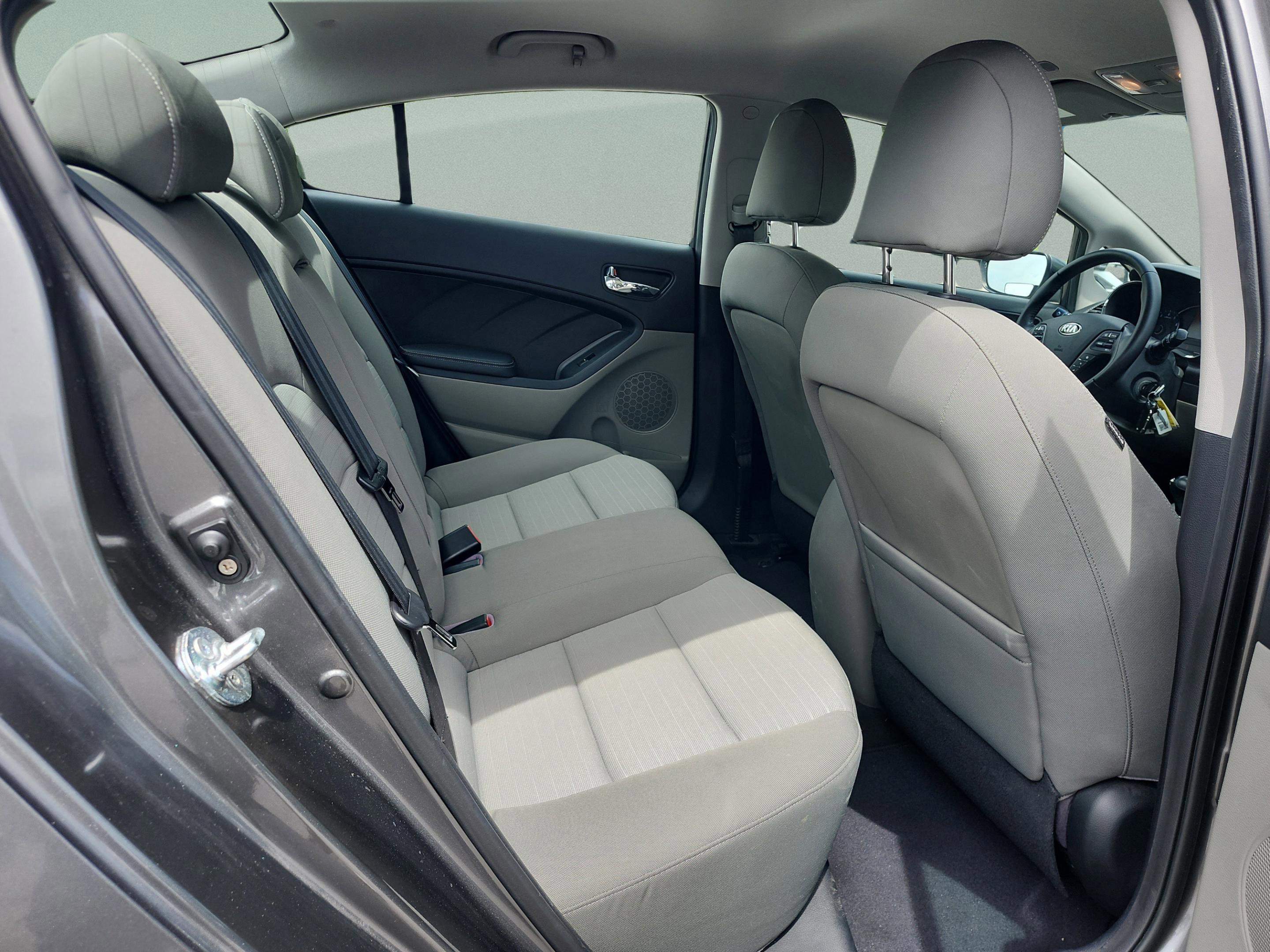 Used 2014 Kia Forte EX FWD image 16