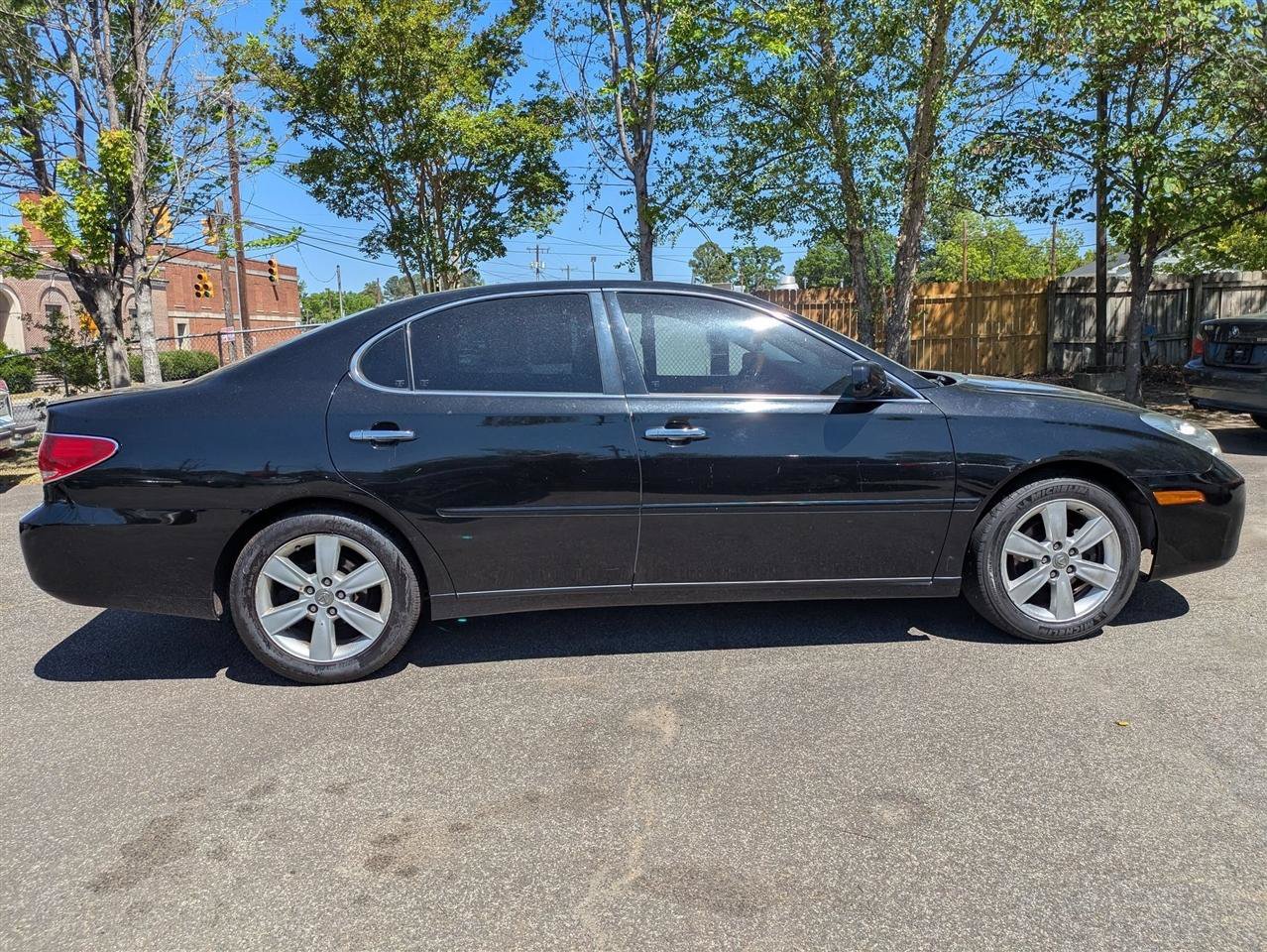 Used 2005 Lexus ES 330 FWD image 10