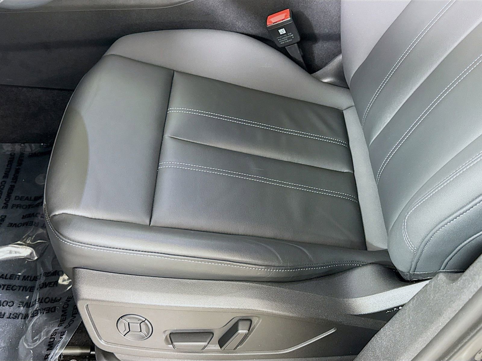 Certified 2025 Audi Q5 Premium w/ Premium Plus AWD/4WD image 12