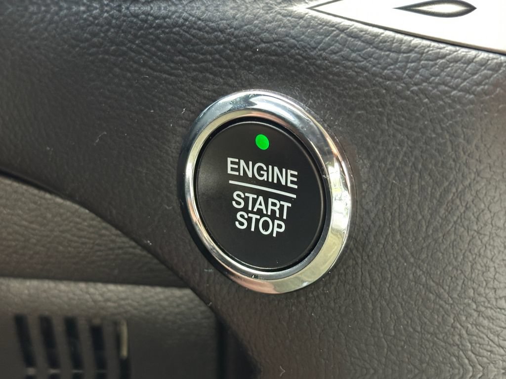 Used 2024 Ford Edge SEL AWD/4WD image 26