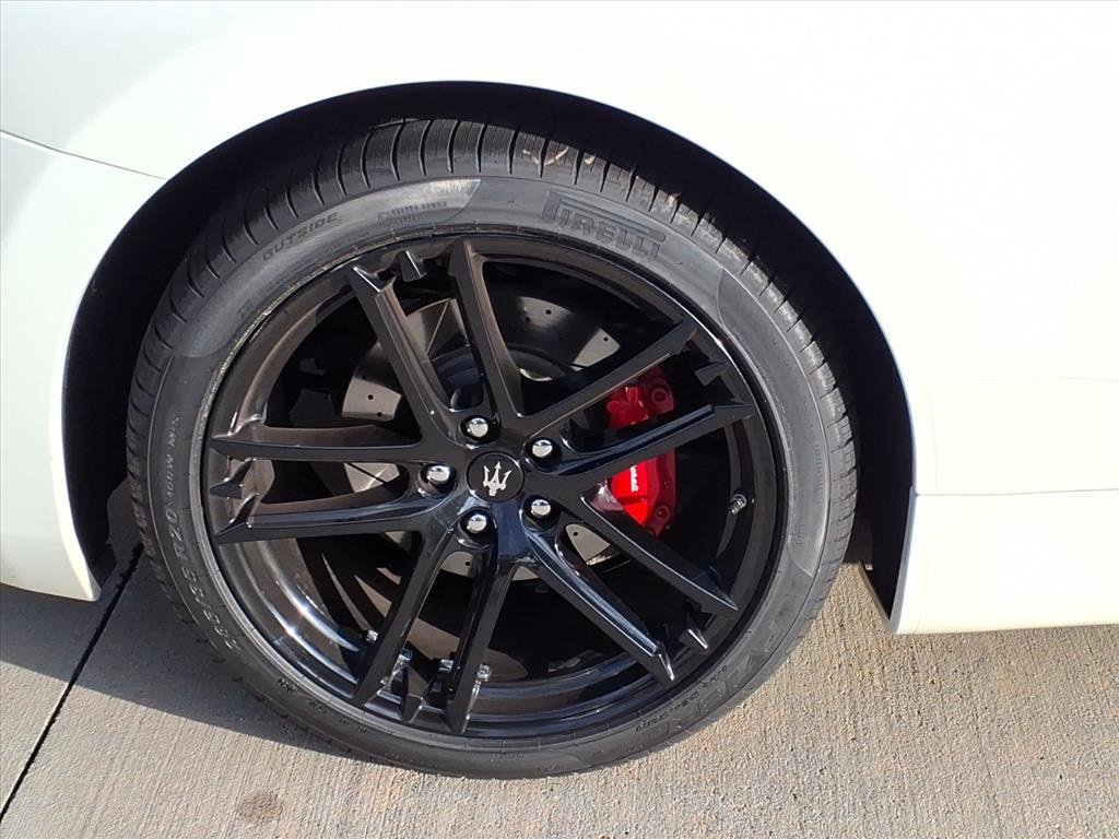 Used 2018 Maserati GranTurismo Sport image 12