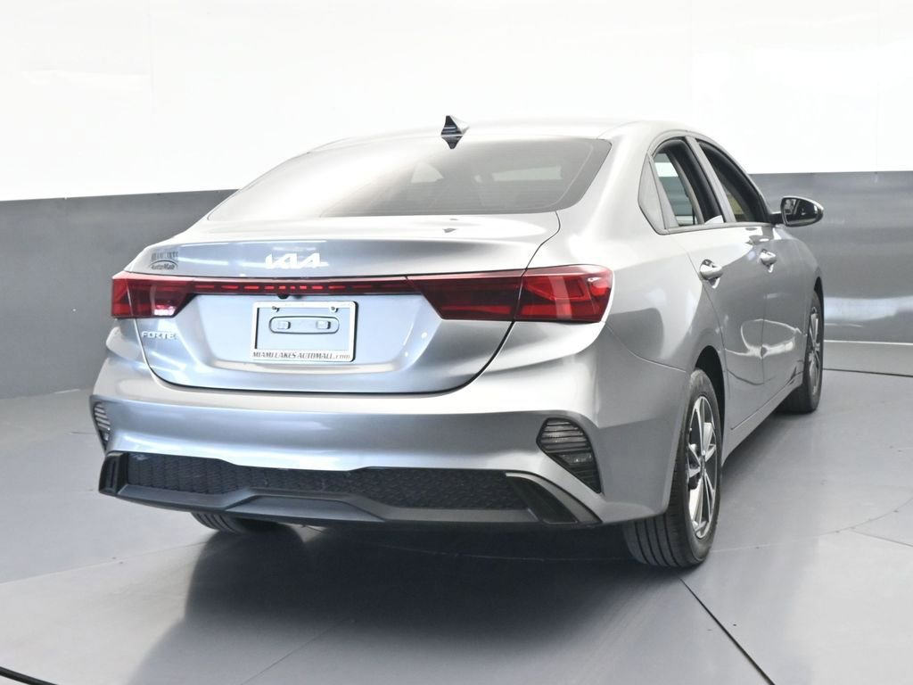 Used 2023 Kia Forte LXS image 5