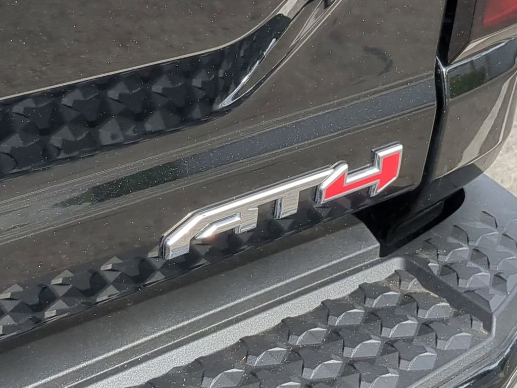 Used 2023 GMC Canyon AT4 w/ Canyon Safety Plus Package AWD/4WD image 34