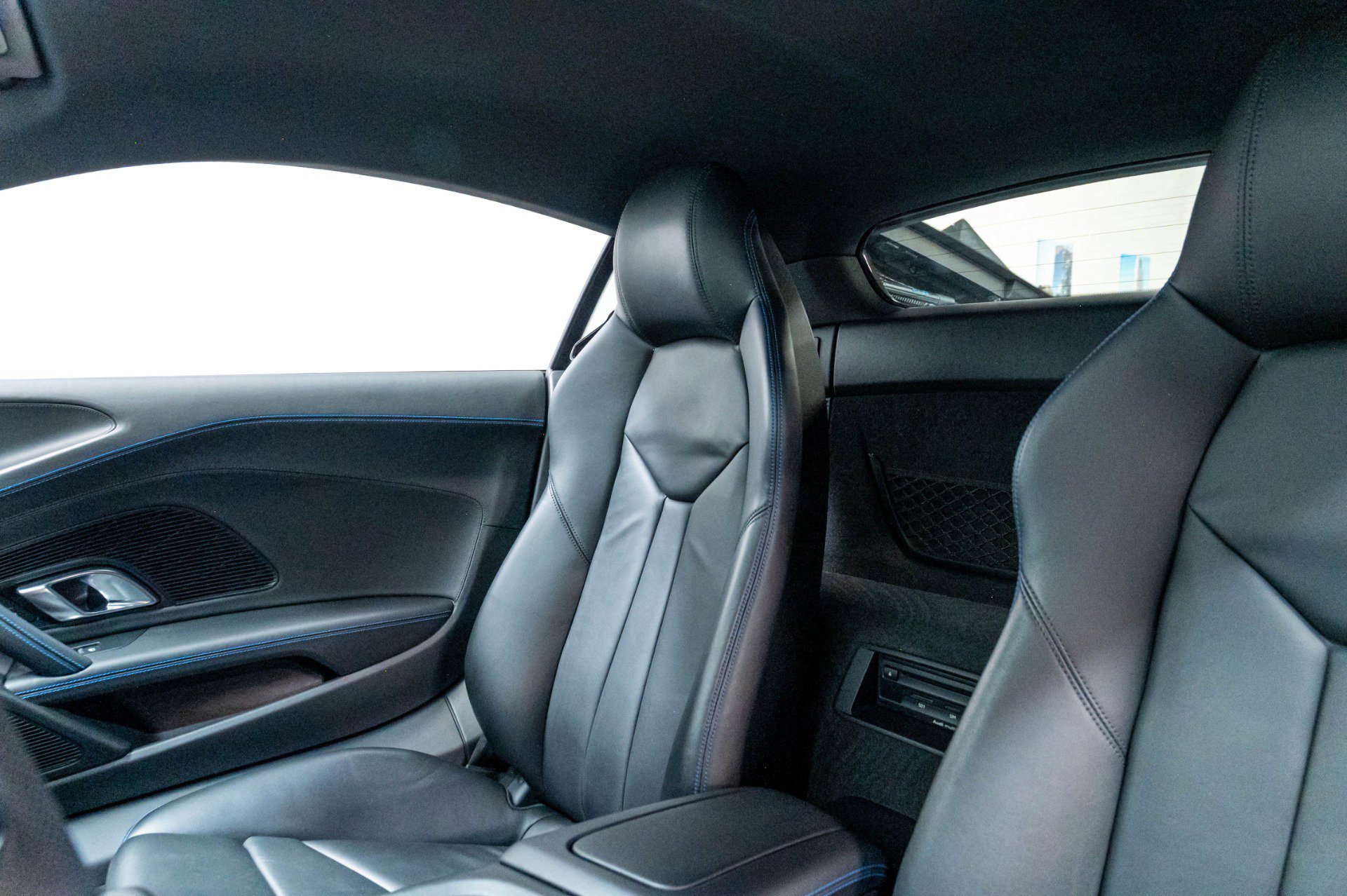 Used 2017 Audi R8 V10 plus AWD/4WD image 13
