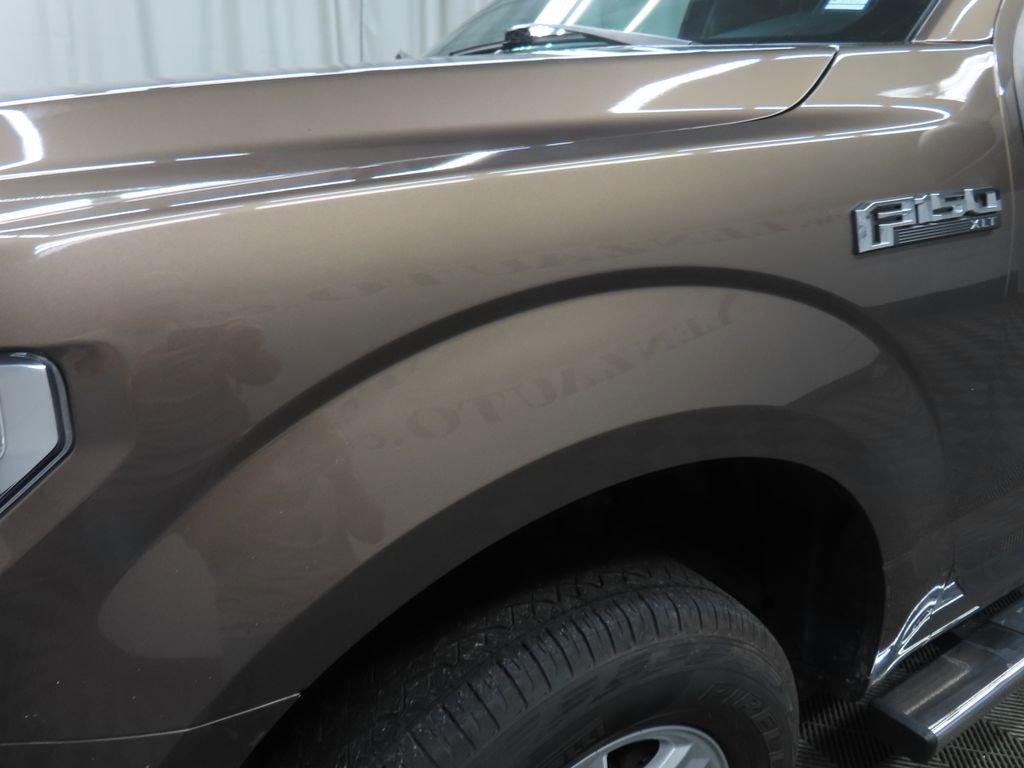 Used 2017 Ford F150 XLT AWD/4WD image 37