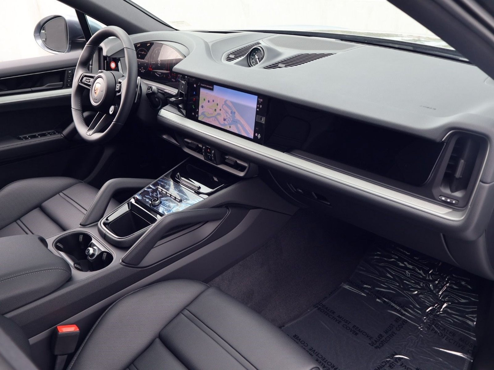 New 2026 Porsche Cayenne Coupe AWD/4WD image 25