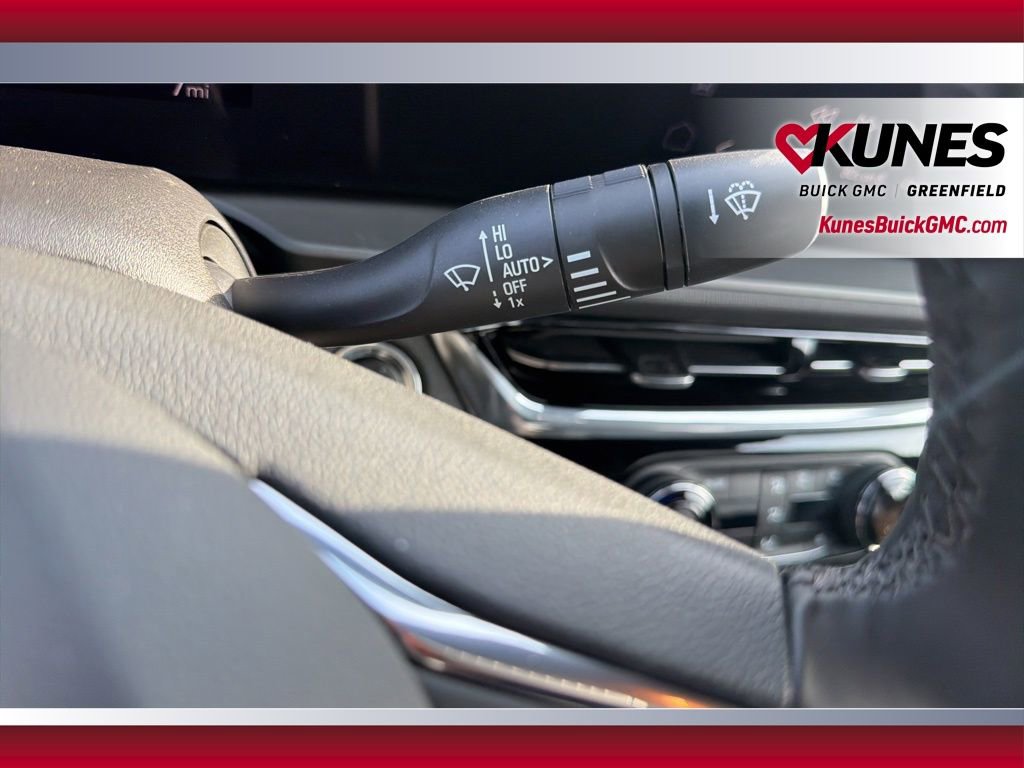 New 2026 Buick Envista Sport Touring image 30