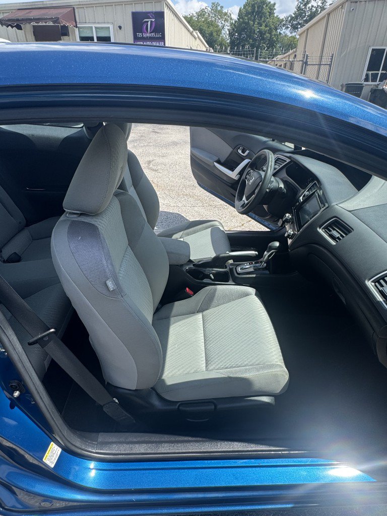 Used 2015 Honda Civic EX image 6