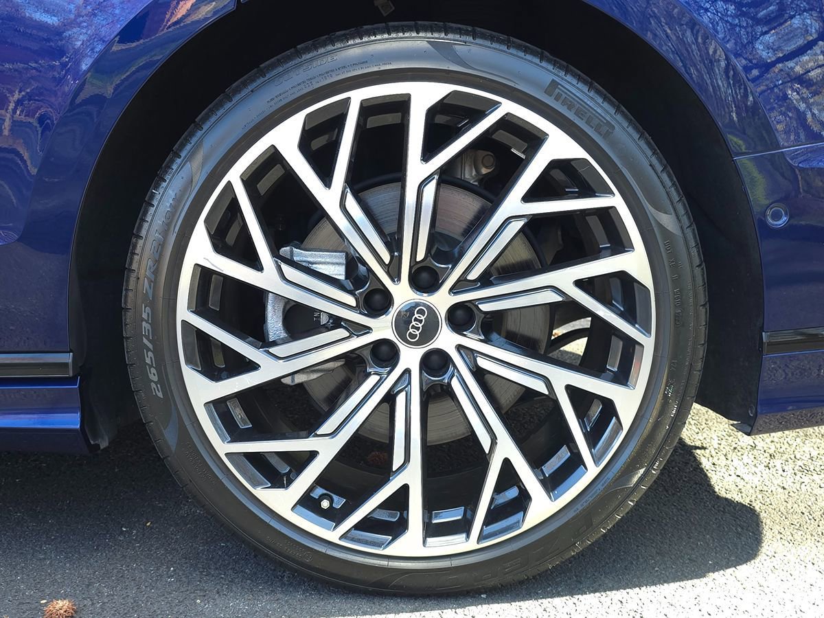 Used 2021 Audi A8 L 3.0T w/ Executive Plus Package image 65