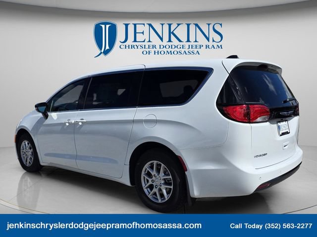 New 2026 Chrysler Voyager LX FWD image 7