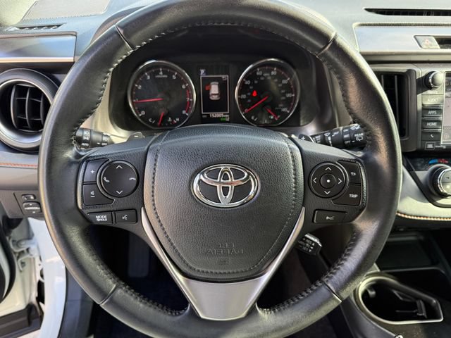 Used 2018 Toyota RAV4 SE w/ Power Extra Value Package FWD image 14