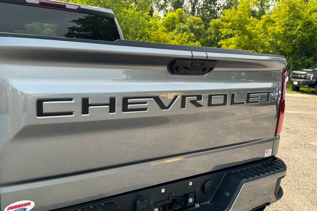 Used 2024 Chevrolet Silverado 1500 RST w/ Rally Edition AWD/4WD image 14