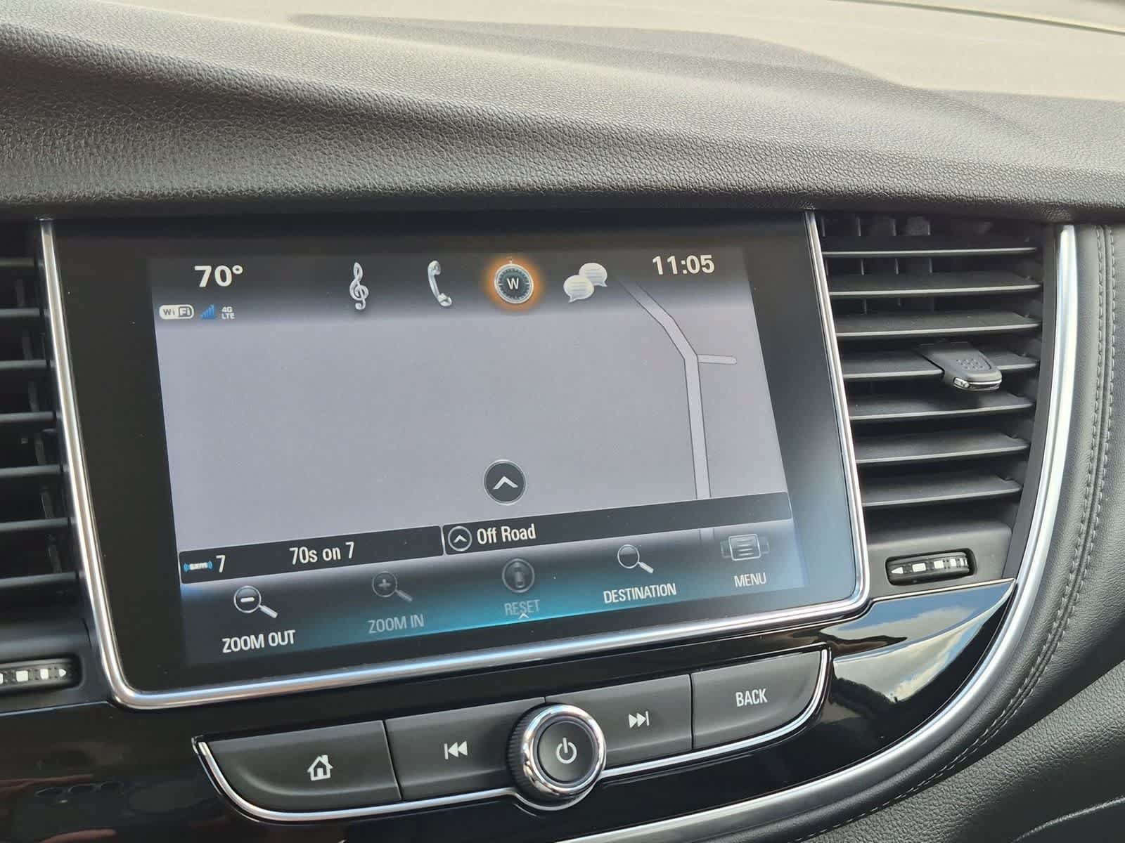 Used 2018 Buick Encore Essence FWD image 28