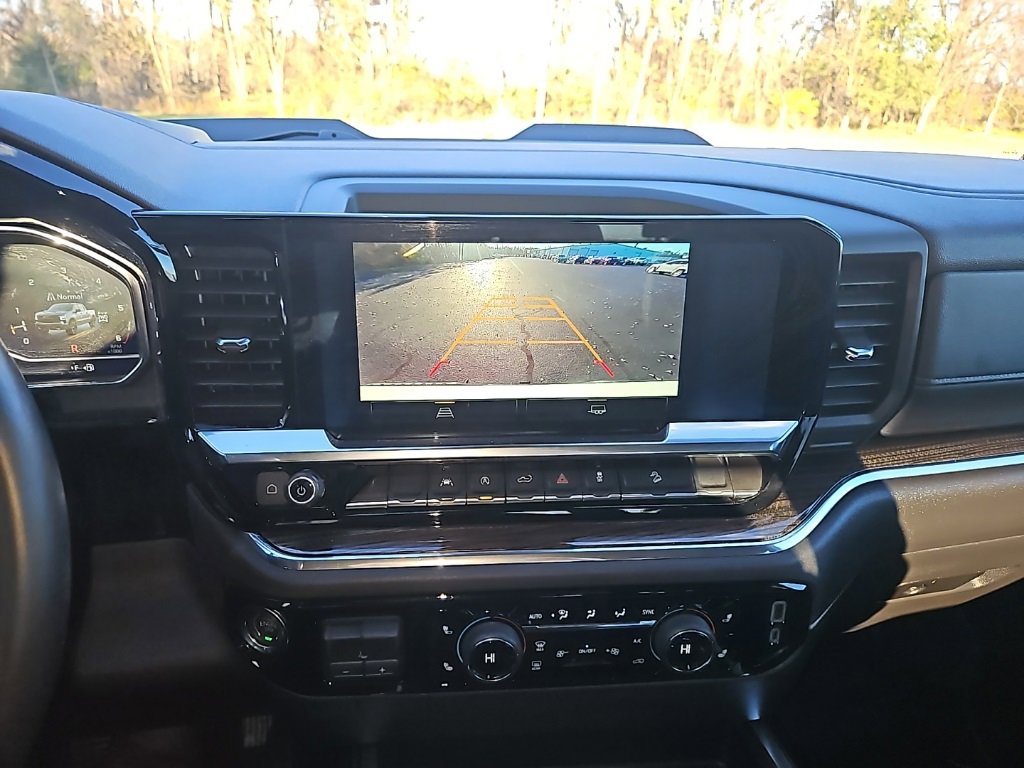 Used 2024 Chevrolet Silverado 1500 LT Trail Boss w/ Protection Package image 19