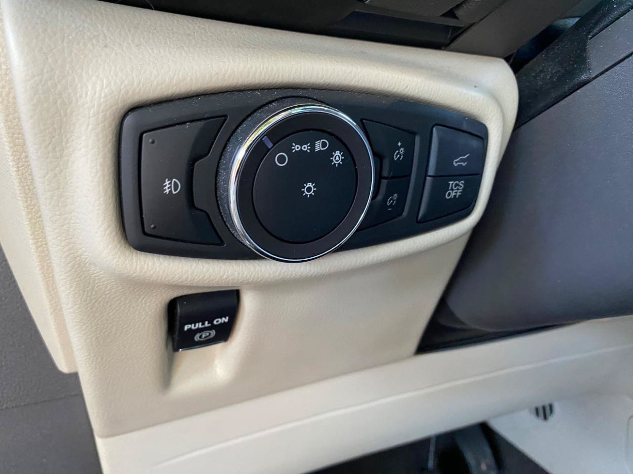 Used 2019 Lincoln Nautilus Reserve FWD image 65