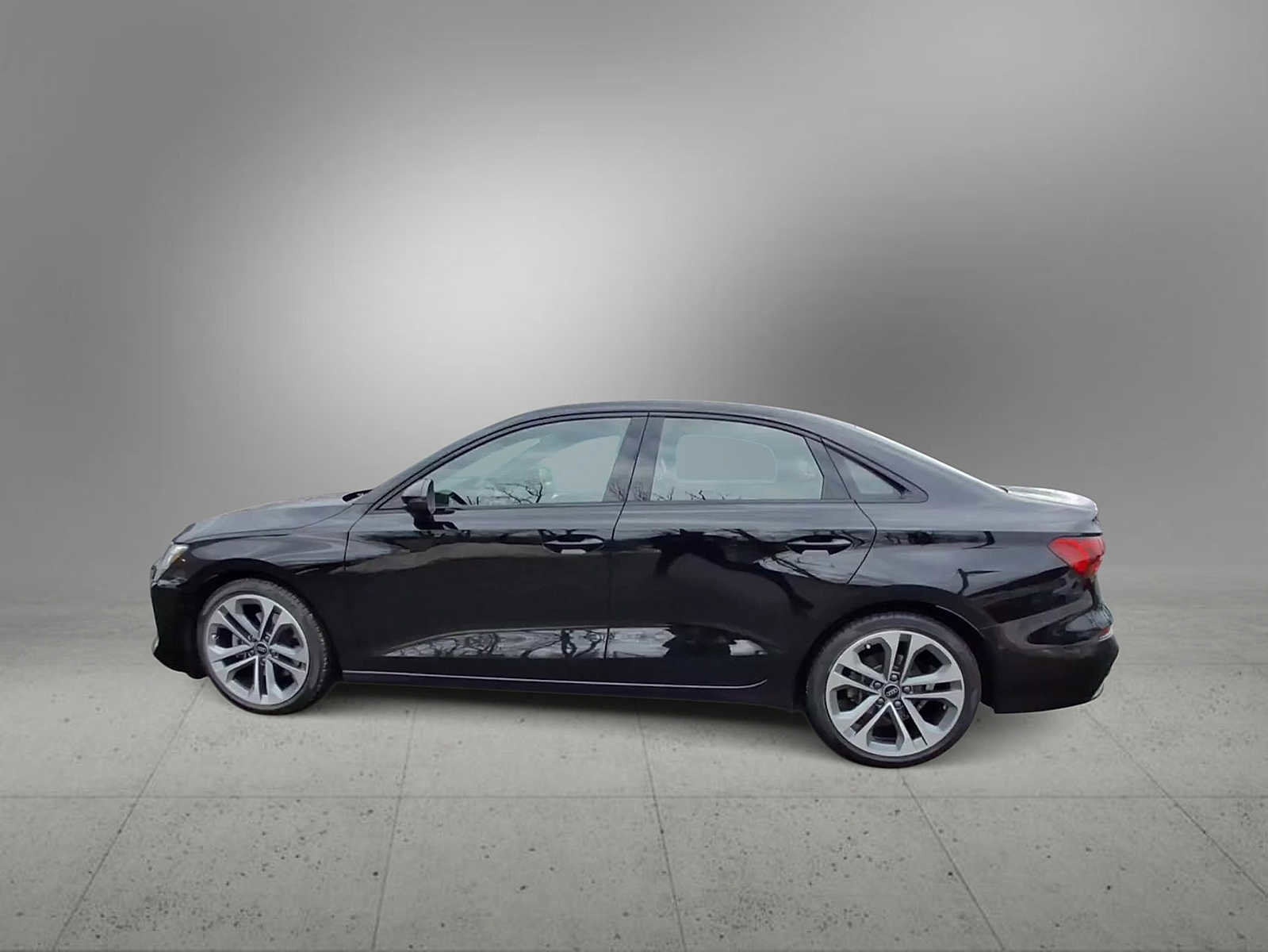 Certified 2025 Audi A3 2.0T Premium w/ Black Optic Package image 5