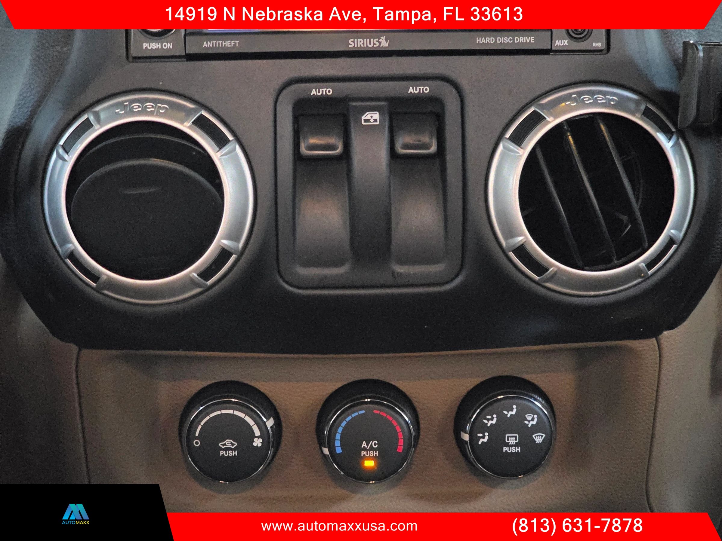 Used 2015 Jeep Wrangler Sahara w/ Connectivity Group AWD/4WD image 17