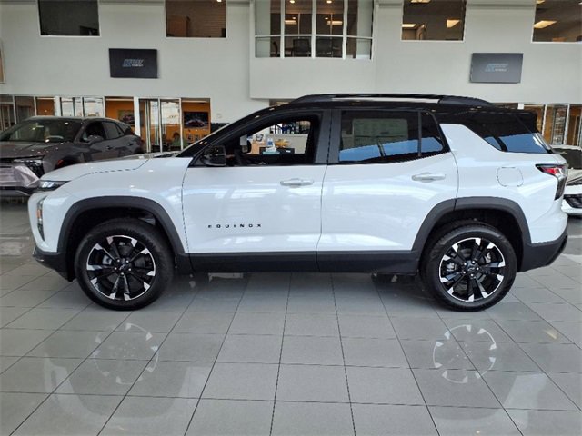 New 2026 Chevrolet Equinox RS image 4