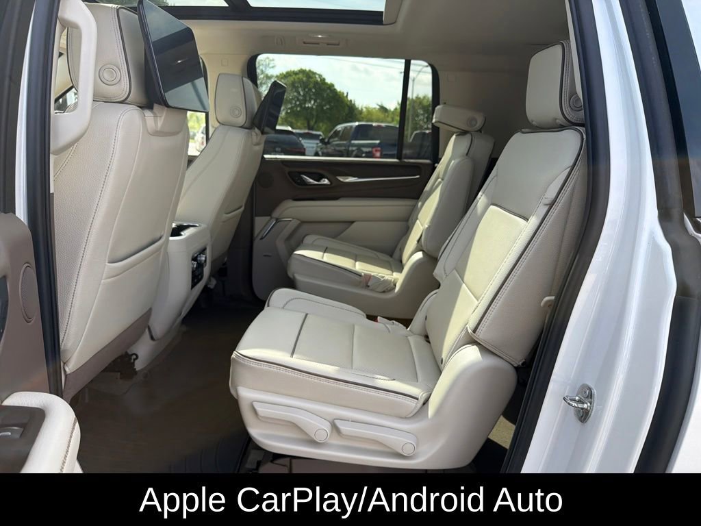 Used 2023 GMC Yukon XL Denali w/ Denali Reserve Package image 14