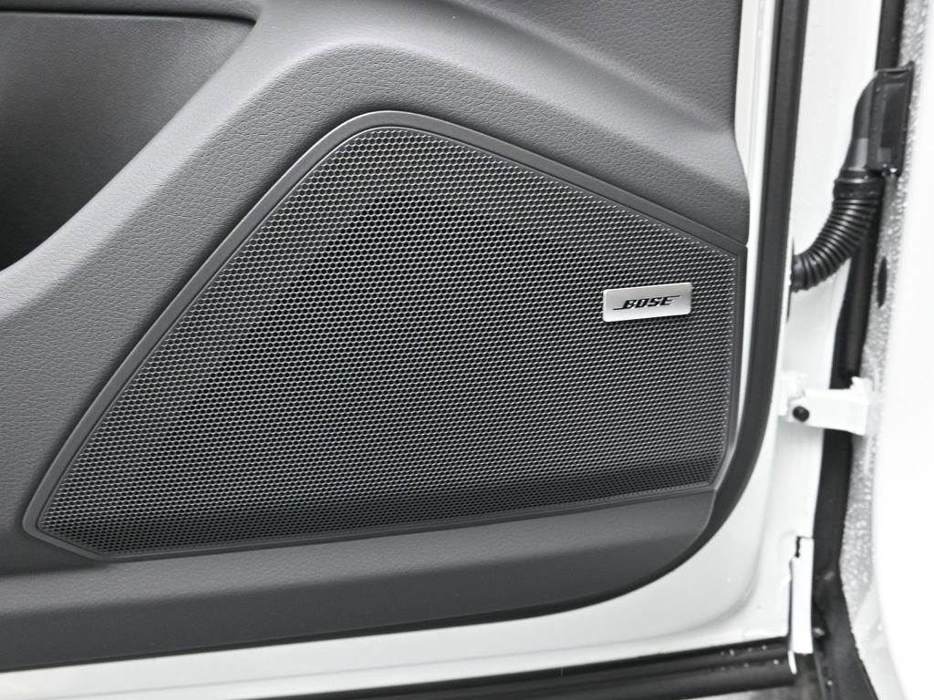 New 2026 Porsche Cayenne image 13