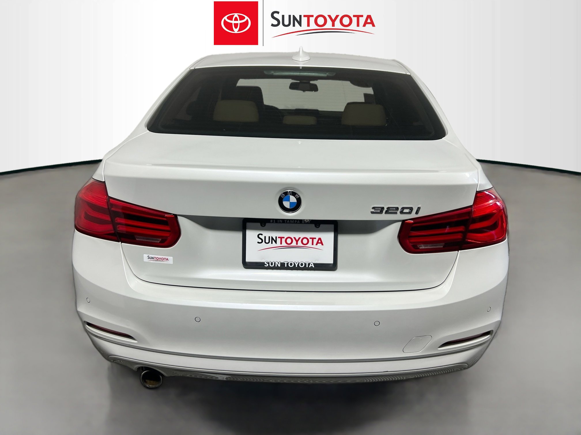 Used 2018 BMW 320i Sedan image 5