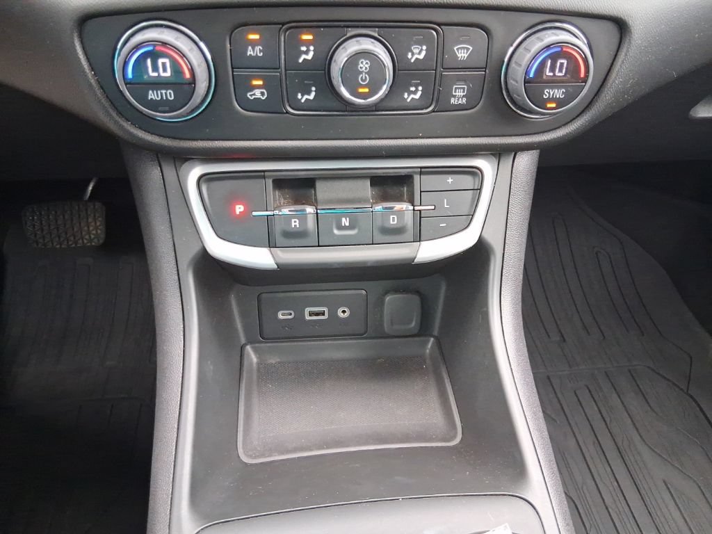 Used 2022 GMC Terrain SLE w/ Driver Convenience Package AWD/4WD image 34