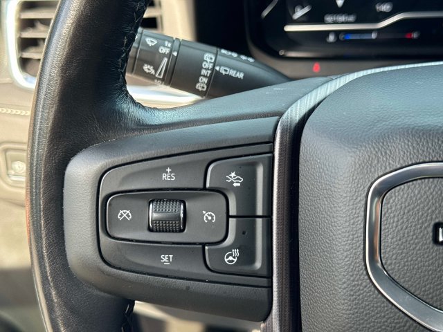 Used 2023 GMC Yukon Denali Ultimate AWD/4WD image 31