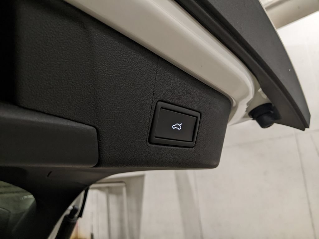 New 2026 Volkswagen ID.4 Pro S Plus AWD/4WD image 29