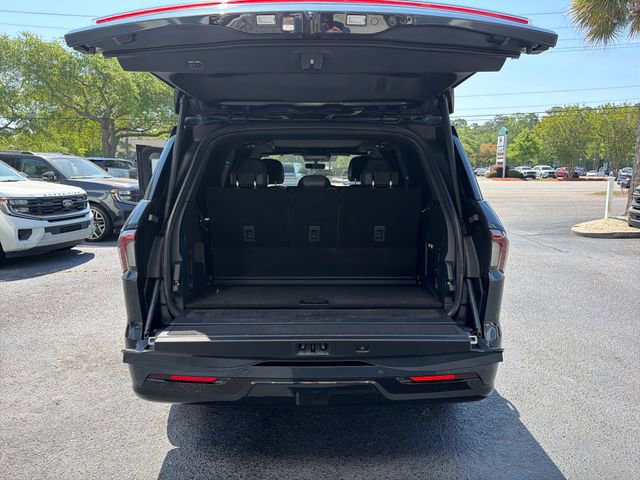 Used 2025 Lincoln Navigator Reserve w/ Jet Appearance Package AWD/4WD image 11