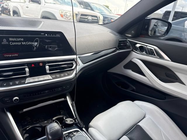 Used 2021 BMW M4 Competition w/ M Carbon Exterior Package RWD image 17