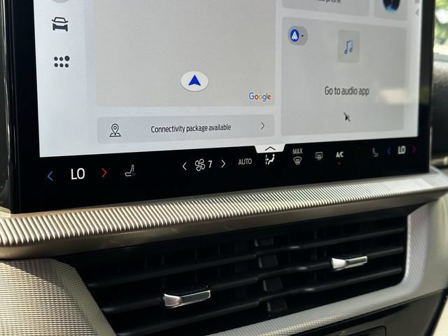 Certified 2025 Ford Explorer Active AWD/4WD image 23