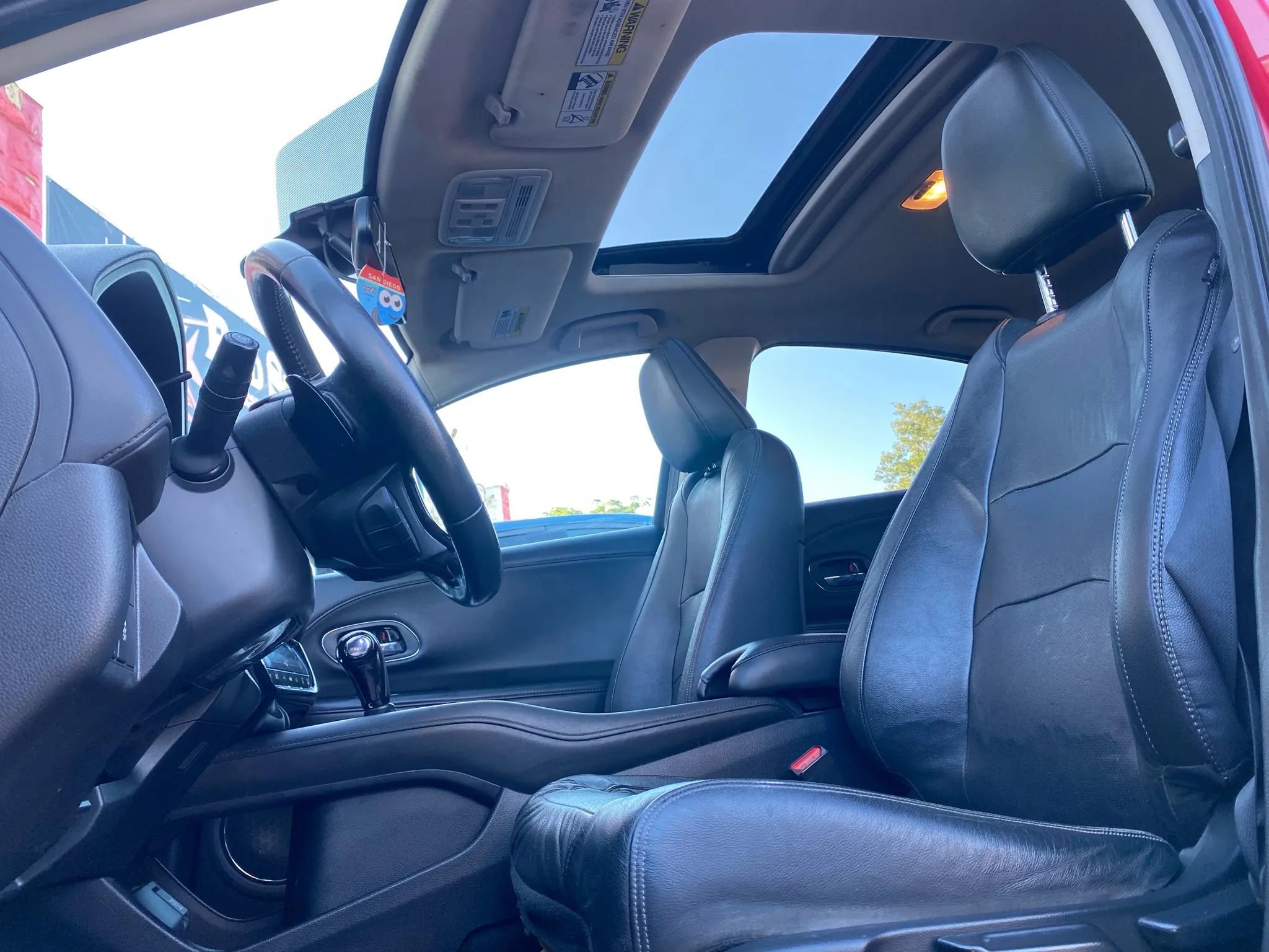 Used 2019 Honda HR-V EX-L image 11