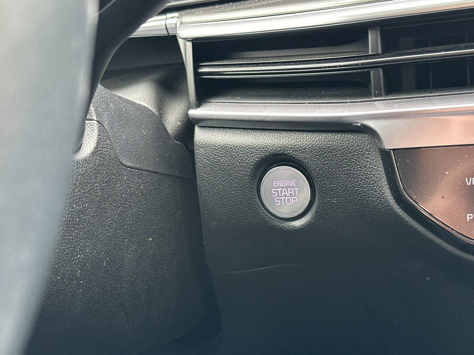 Used 2025 Kia Sorento EX image 22