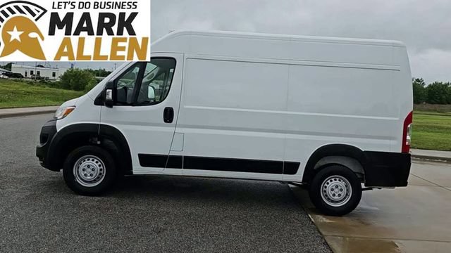 Used 2025 RAM ProMaster 2500 w/ Convenience Group FWD image 5