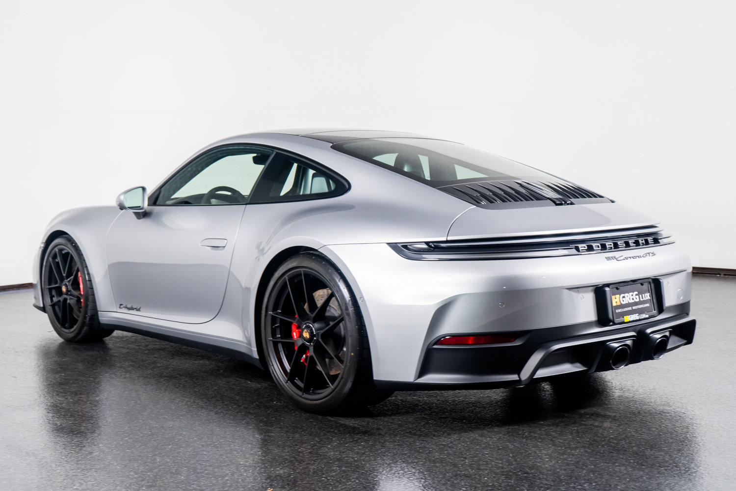 Used 2025 Porsche 911 Carrera GTS image 15