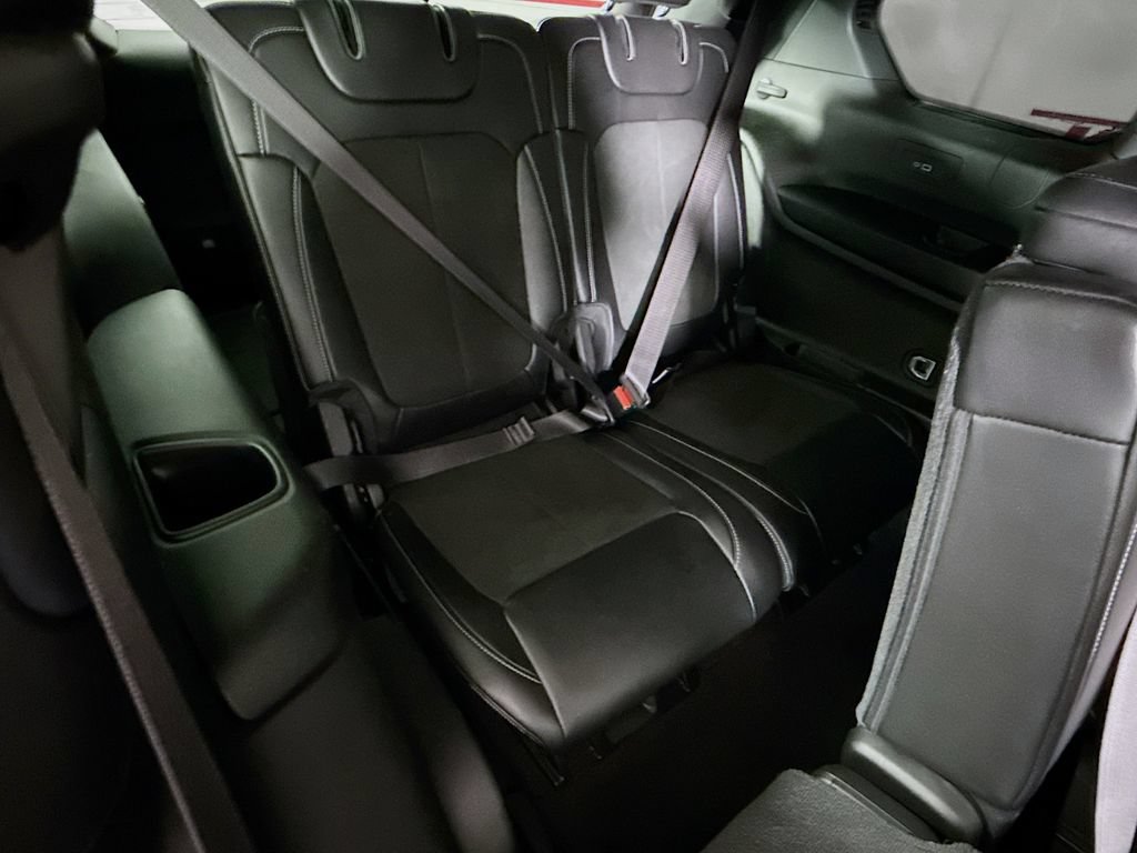 Used 2023 Jeep Grand Cherokee L Laredo AWD/4WD image 32