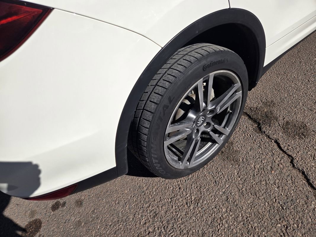 Used 2011 Porsche Cayenne S image 10