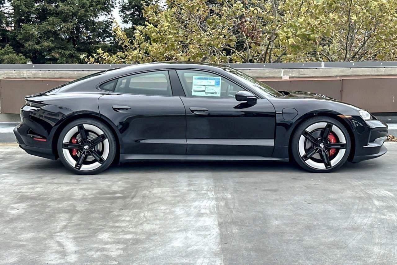 New 2025 Porsche Taycan 4S image 66