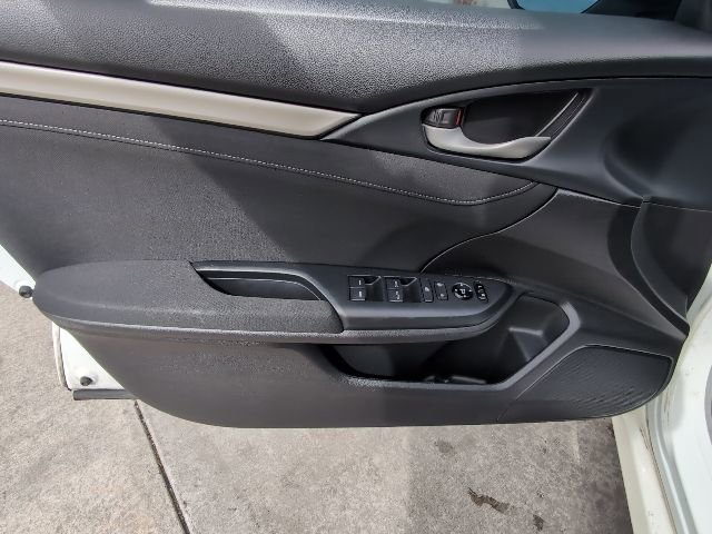 Used 2019 Honda Civic EX image 9